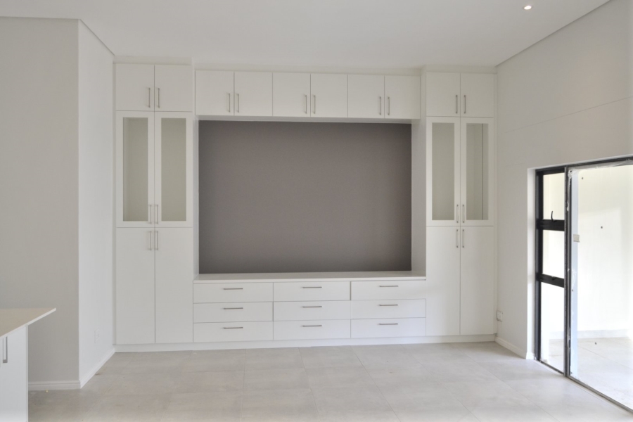 3 Bedroom Property for Sale in Somerset Lakes Western Cape